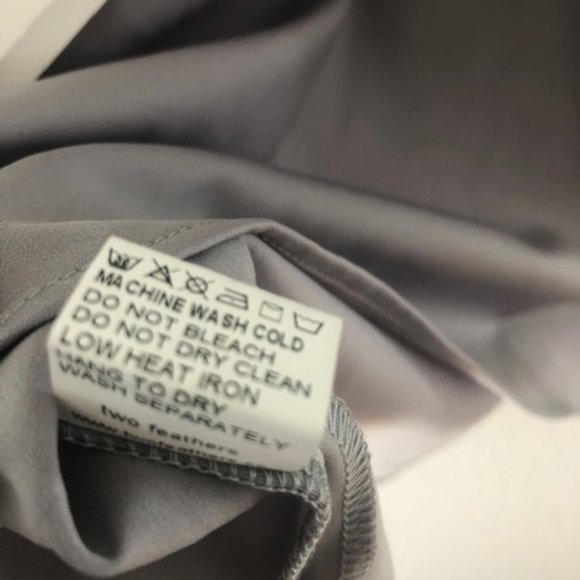 Two Feathers Tank Top - Picture 5 of 6